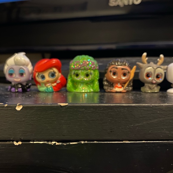 DISNEY DOORABLES LOT - Picture 3 of 5